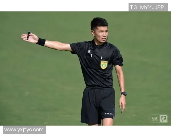 李伟独家分享足球心得与技巧助你提升球技的秘密解析 李伟独家分享足球心得与技巧助你提升球技的秘密解析