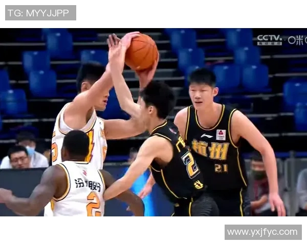 武汉篮球队阵地战解析：战术布局与球员配合的深度剖析