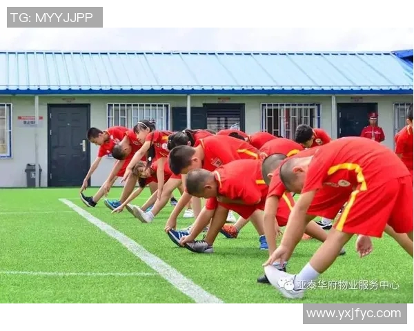 著名足球明星们的专属球鞋设计与品牌背后的故事揭秘