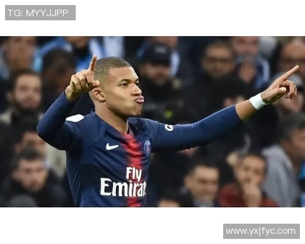 足球明星劳尔的妻子揭秘她的生活与支持背后的故事