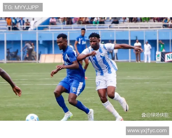 足球明星背后的球队故事与荣耀之路探秘 足球明星背后的球队故事与荣耀之路探秘